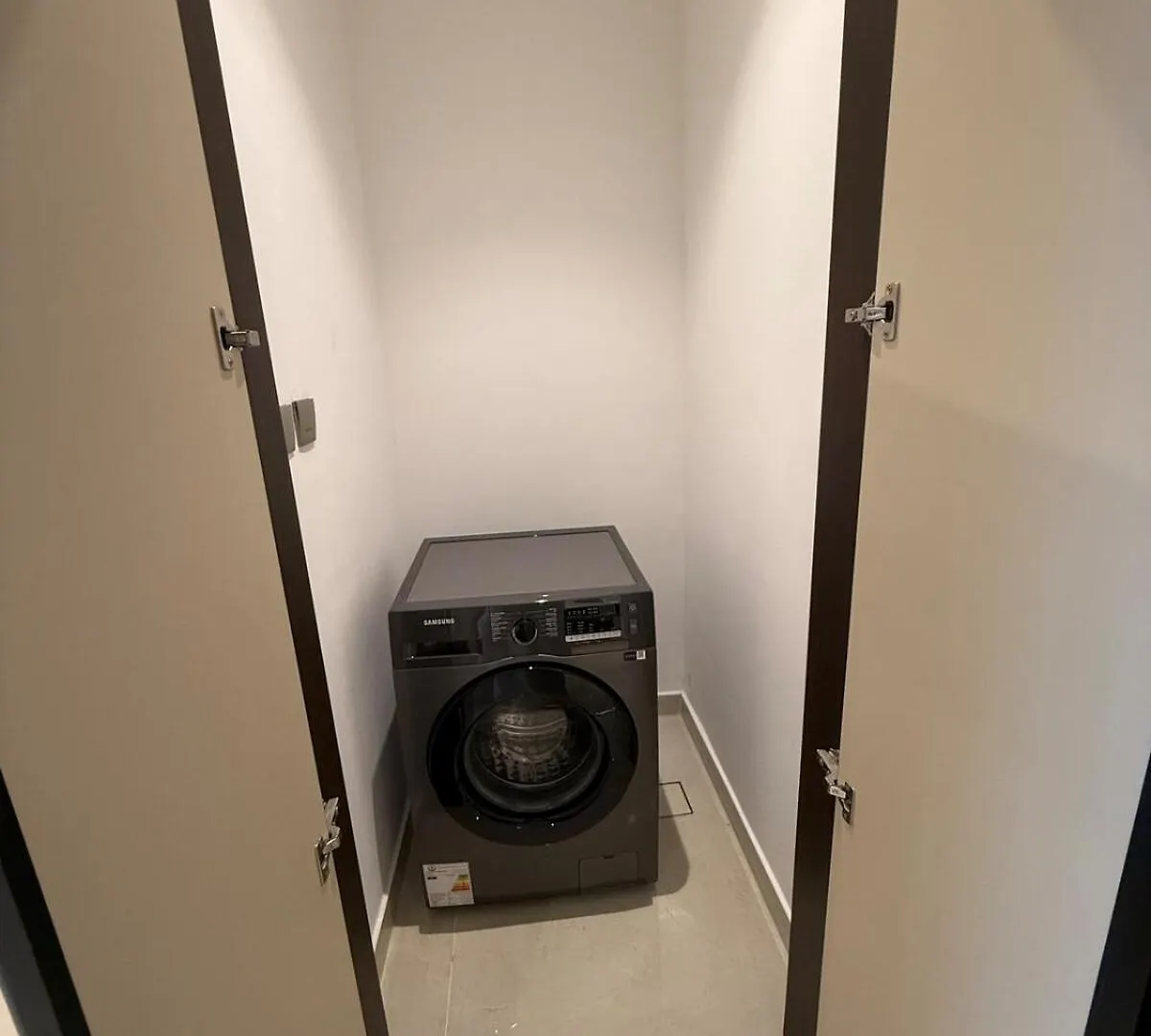 Luxurious 2-Bedroom Business Bay 迪拜 0*,